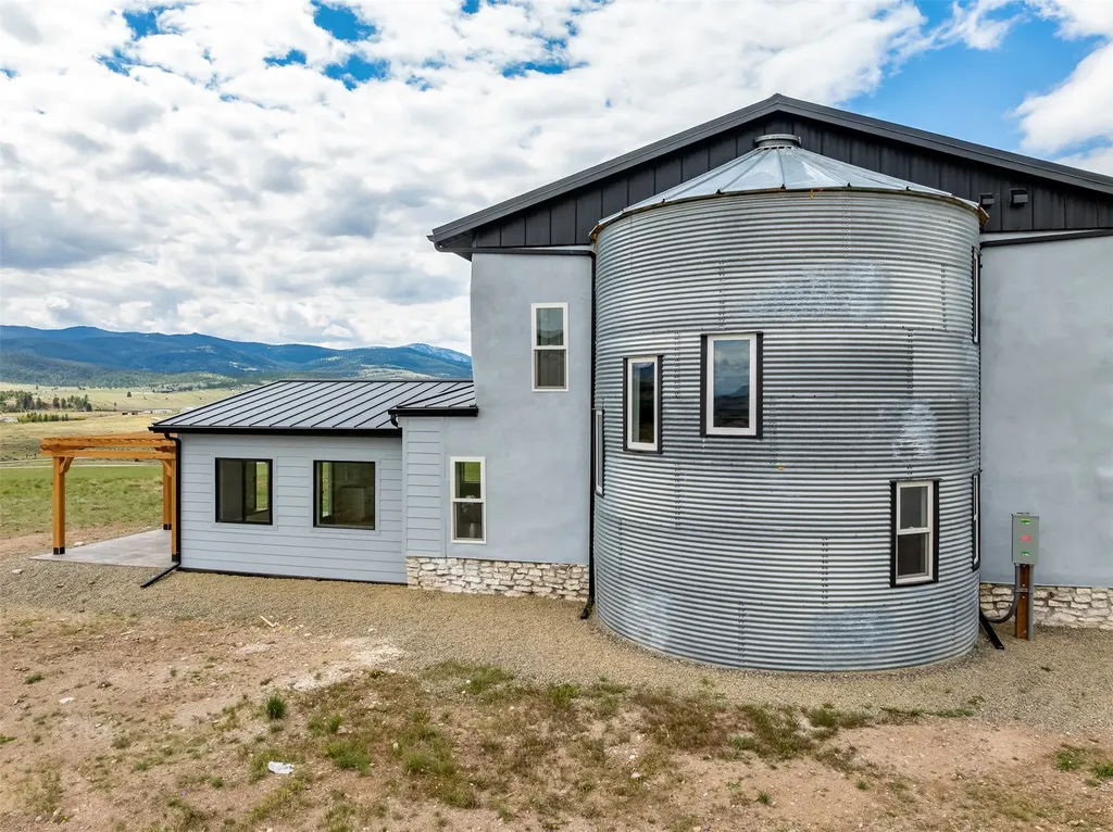 5730 Racehorse Loop Helena MT 59602