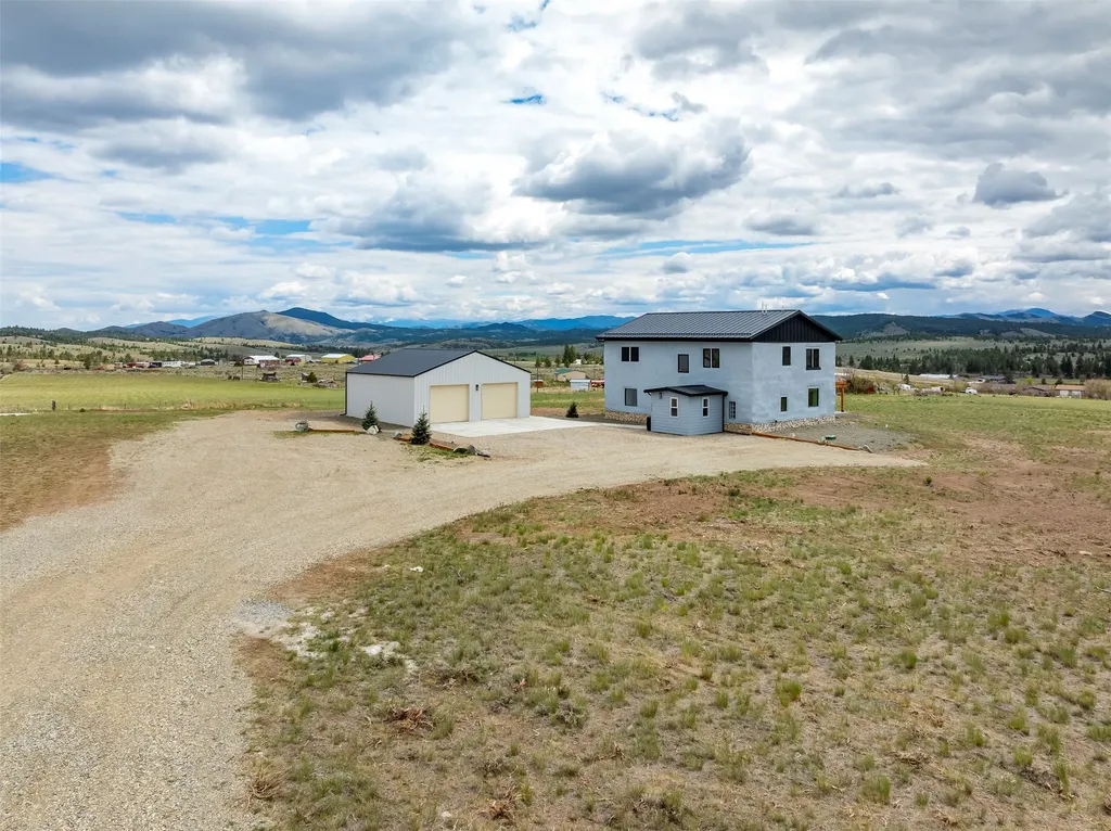 5730 Racehorse Loop Helena MT 59602