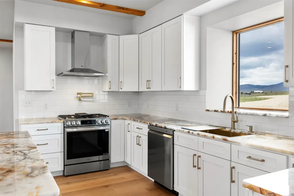 5730 Racehorse Loop Helena MT 59602