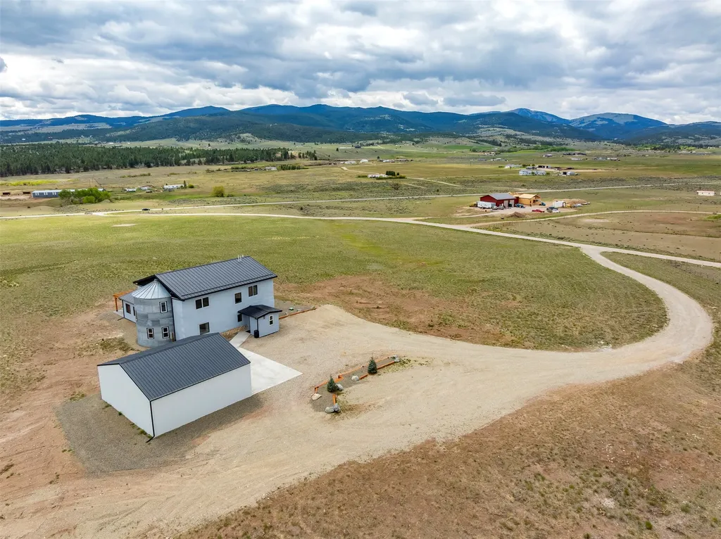 5730 Racehorse Loop Helena MT 59602