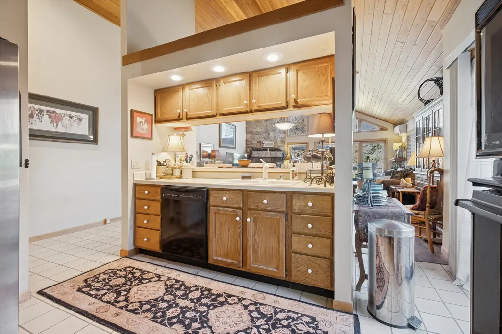 85 Golf Terrace Bigfork MT 59911