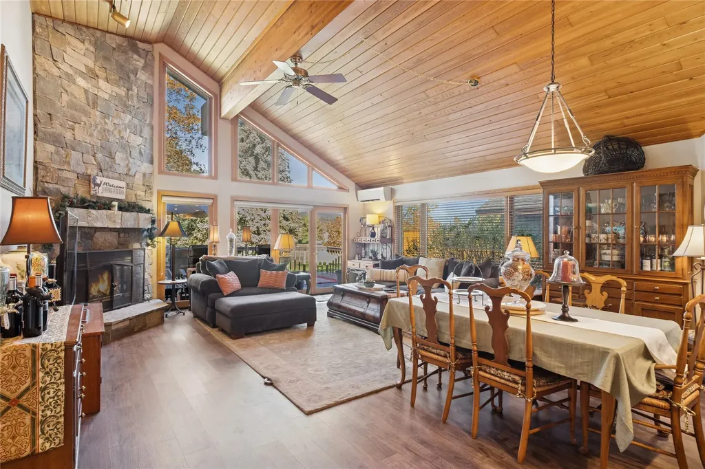 85 Golf Terrace Bigfork MT 59911
