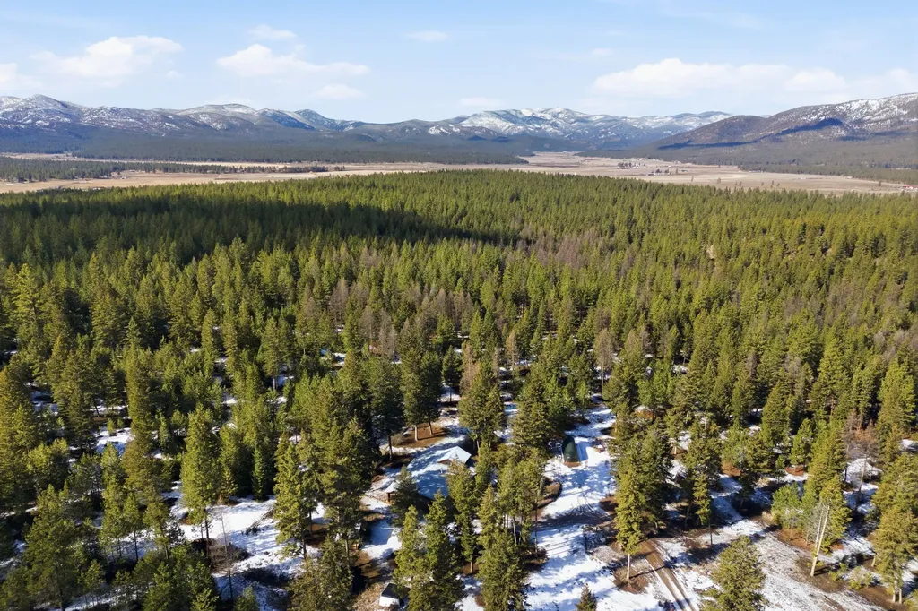 875 Hidden Treasure Court Bonner MT 59823