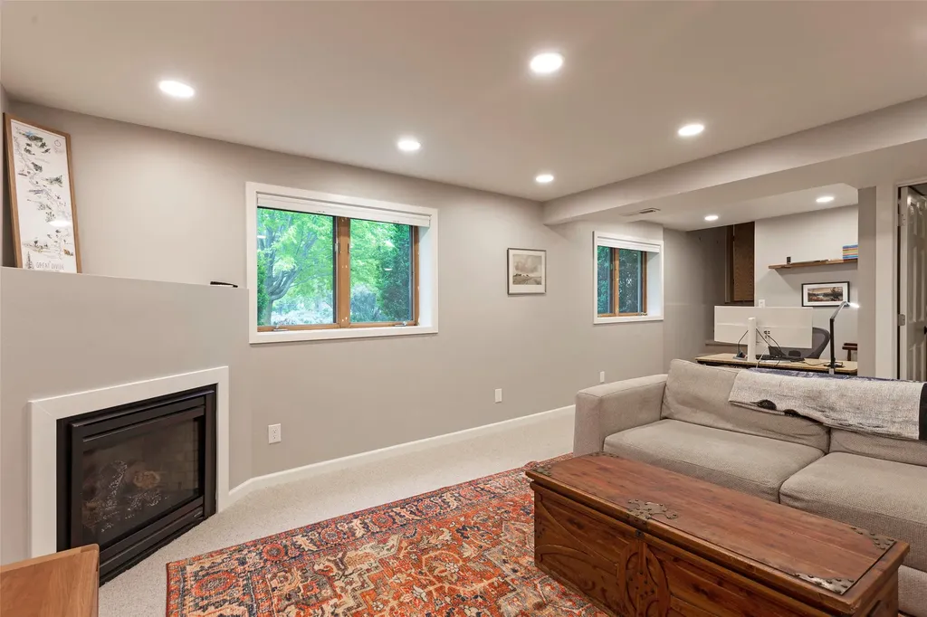4271 Wild Fox Road Missoula MT 59802