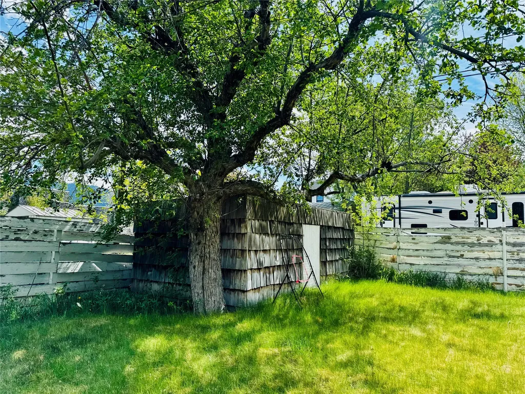 620 S 10th Street Livingston MT 59047