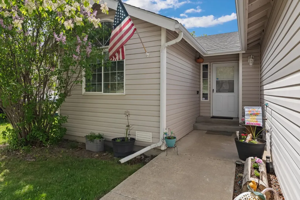 206 Phoenix Street Kalispell MT 59901