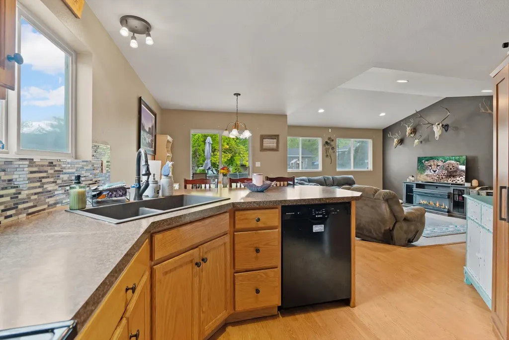 206 Phoenix Street Kalispell MT 59901