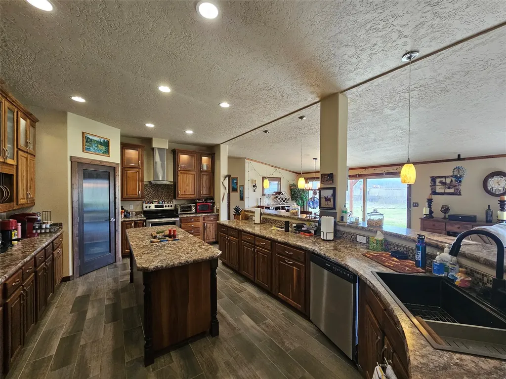 377 Tushapaw Road Victor MT 59875