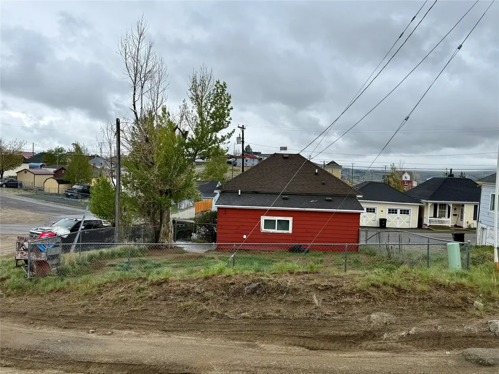 327 W Boardman Street Butte MT 59701
