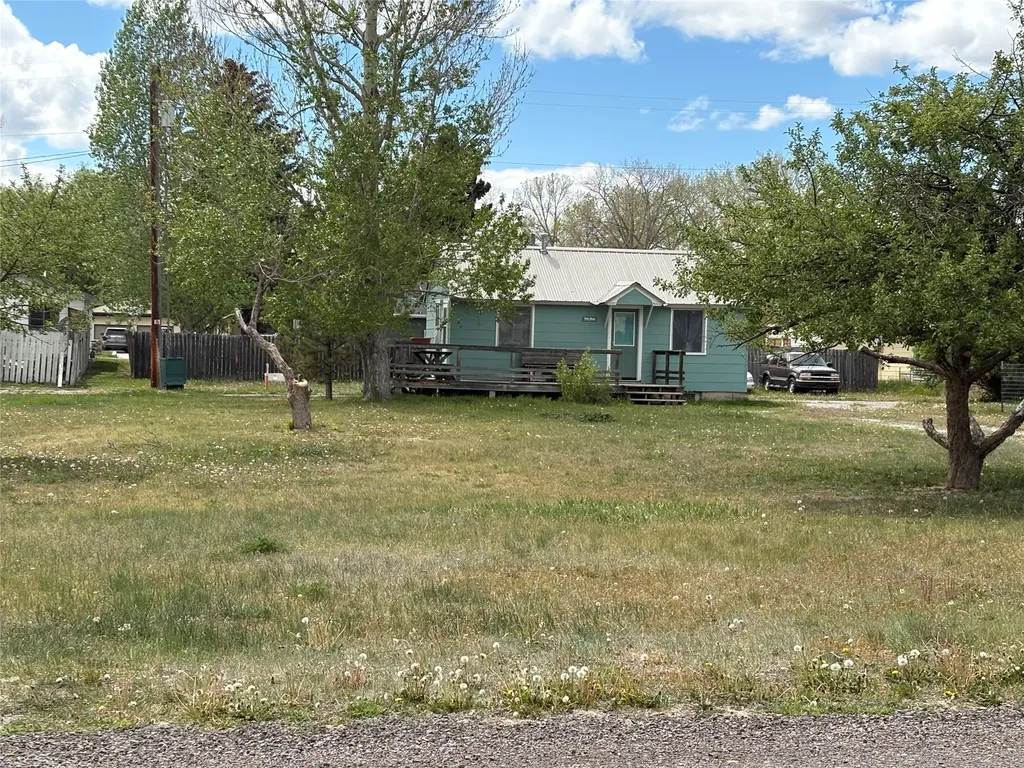 216 3rd Avenue SW Choteau MT 59422