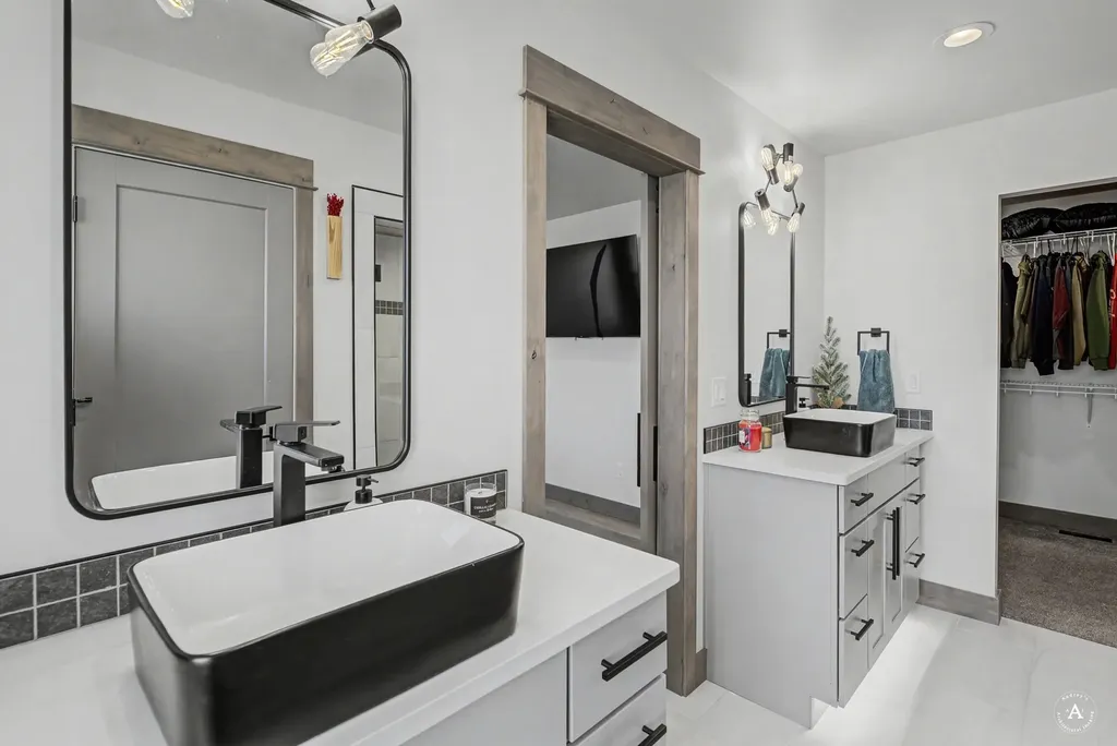 3025 Vermillion Way East Helena MT 59635