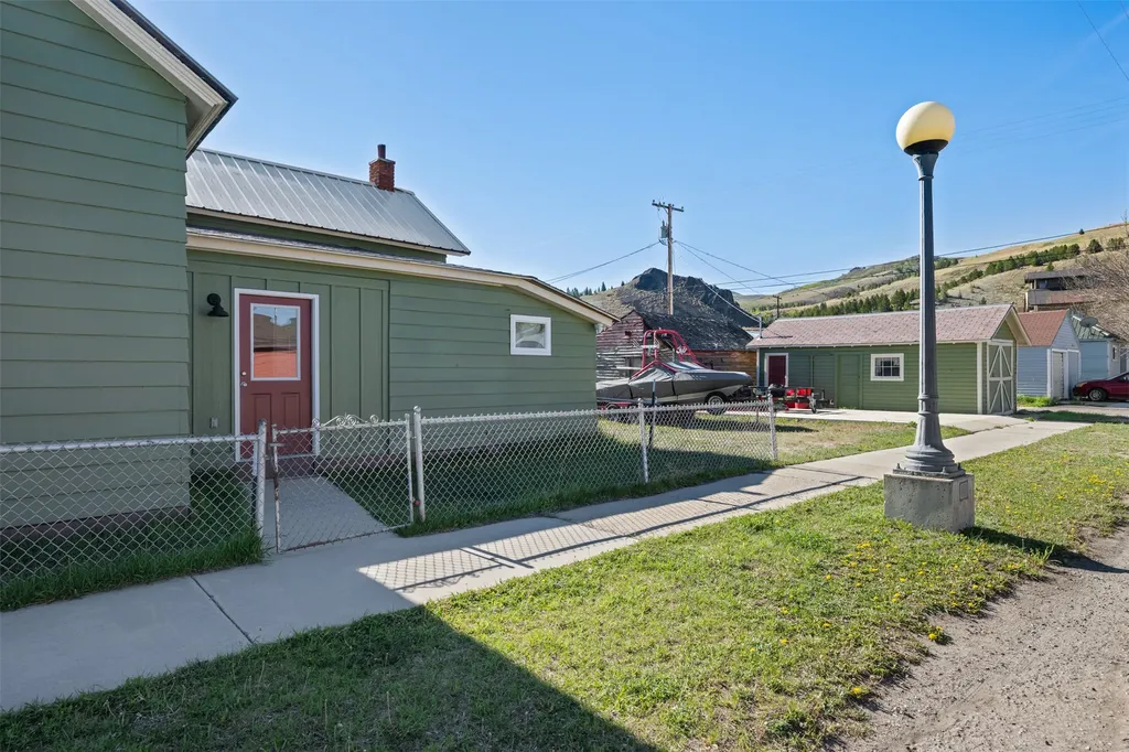 1201 E 5th Street Anaconda MT 59711