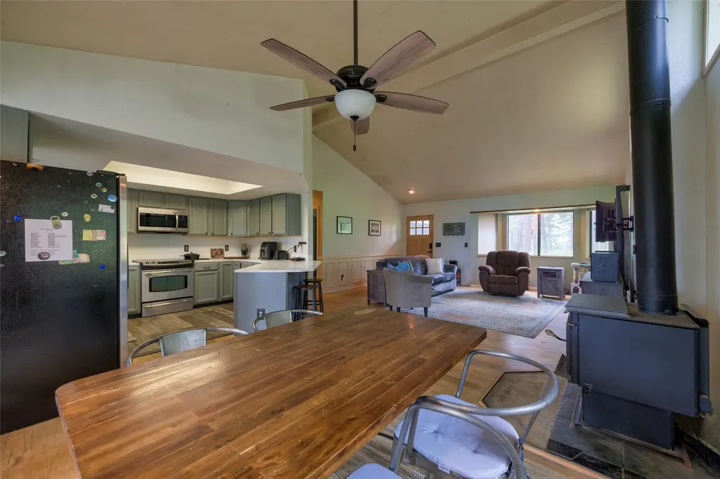3410 Ray Mountain Road Darby MT 59829