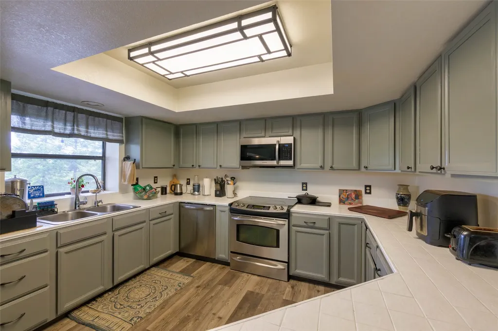 3410 Ray Mountain Road Darby MT 59829