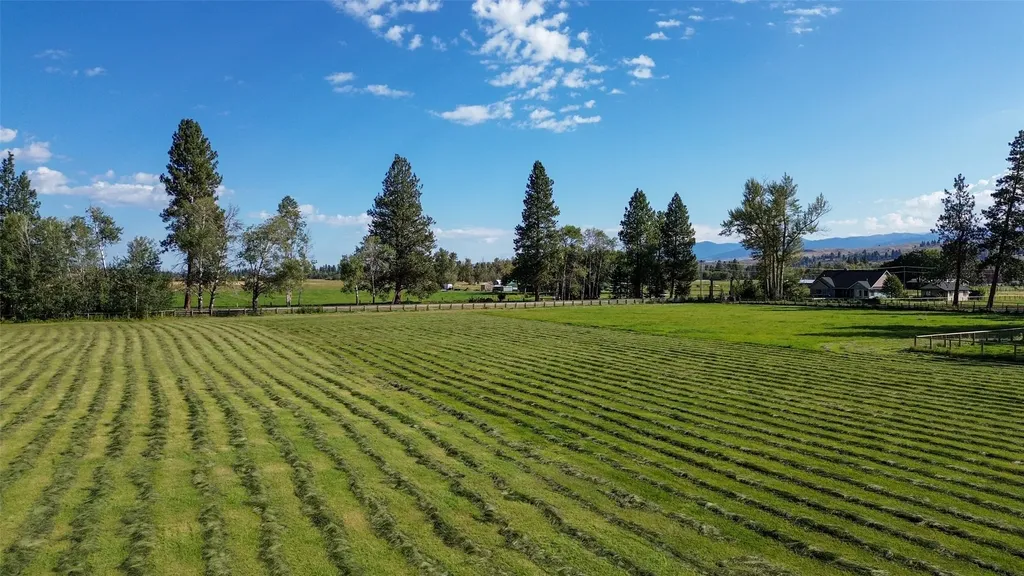 229 Camas Creek Loop Hamilton MT 59840