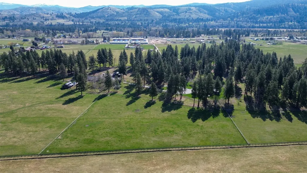 229 Camas Creek Loop Hamilton MT 59840