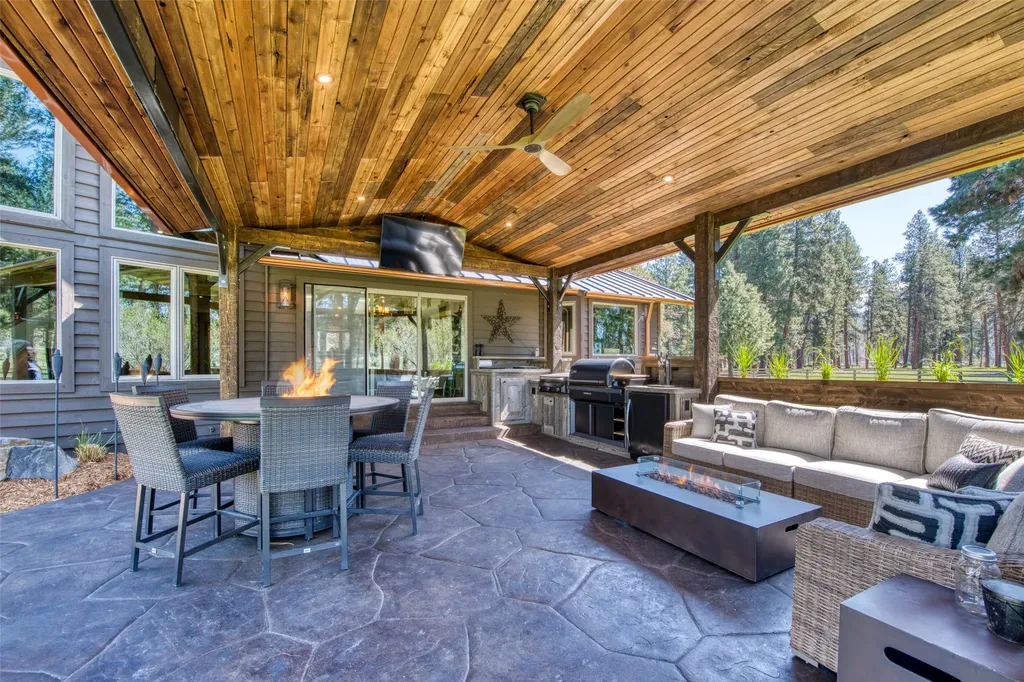 229 Camas Creek Loop Hamilton MT 59840