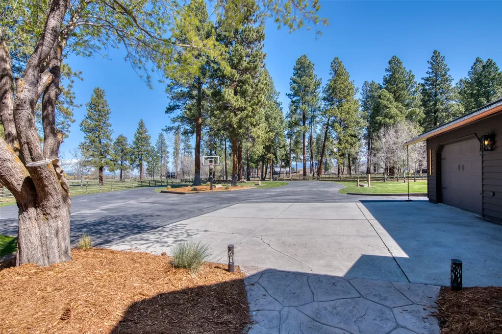 229 Camas Creek Loop Hamilton MT 59840