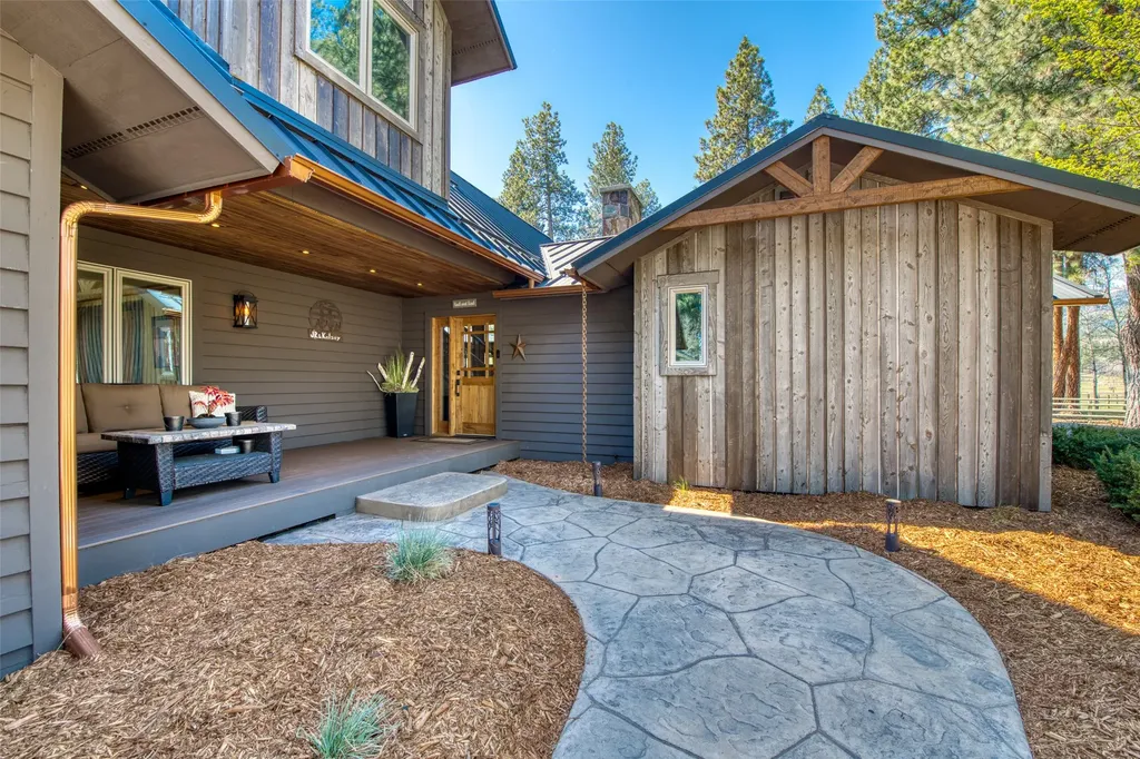 229 Camas Creek Loop Hamilton MT 59840