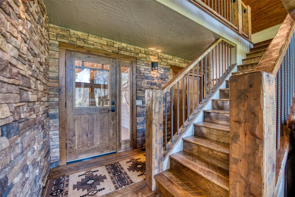 229 Camas Creek Loop Hamilton MT 59840