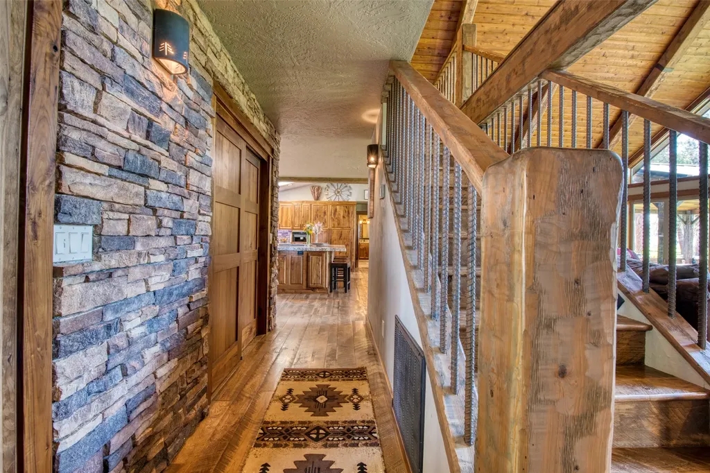 229 Camas Creek Loop Hamilton MT 59840