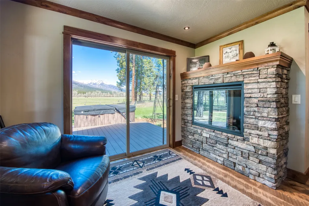 229 Camas Creek Loop Hamilton MT 59840