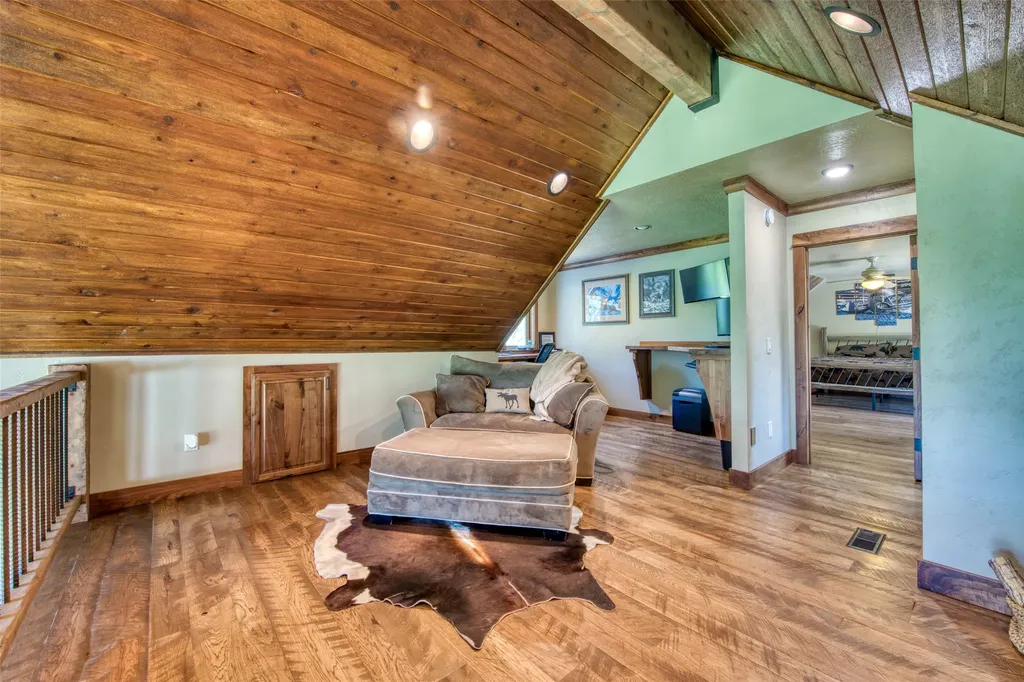229 Camas Creek Loop Hamilton MT 59840