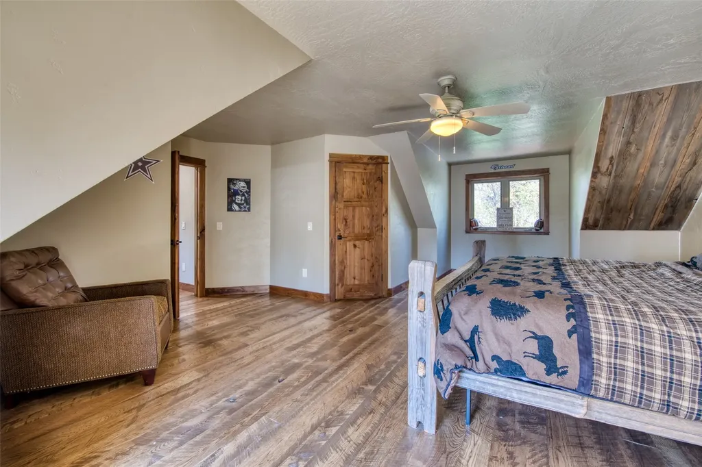 229 Camas Creek Loop Hamilton MT 59840