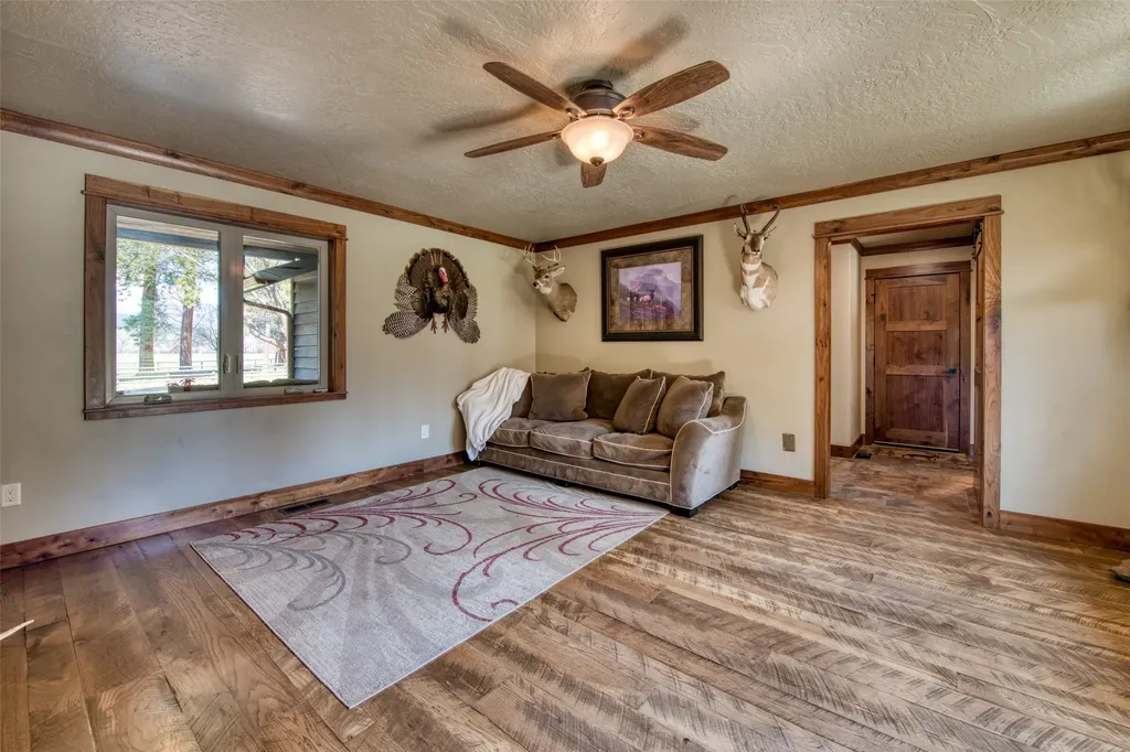 229 Camas Creek Loop Hamilton MT 59840