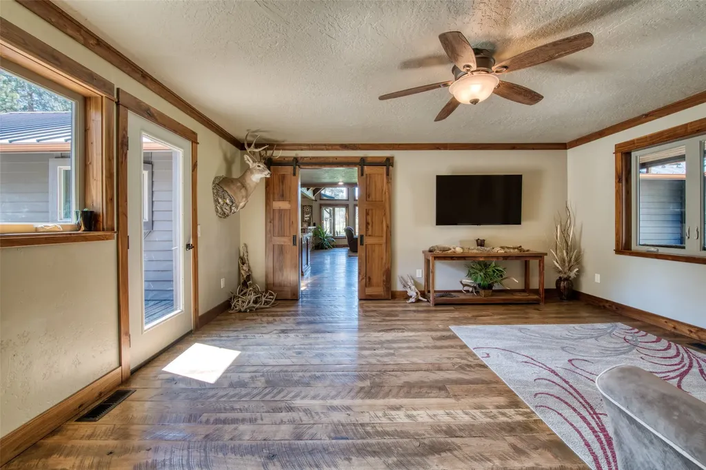 229 Camas Creek Loop Hamilton MT 59840
