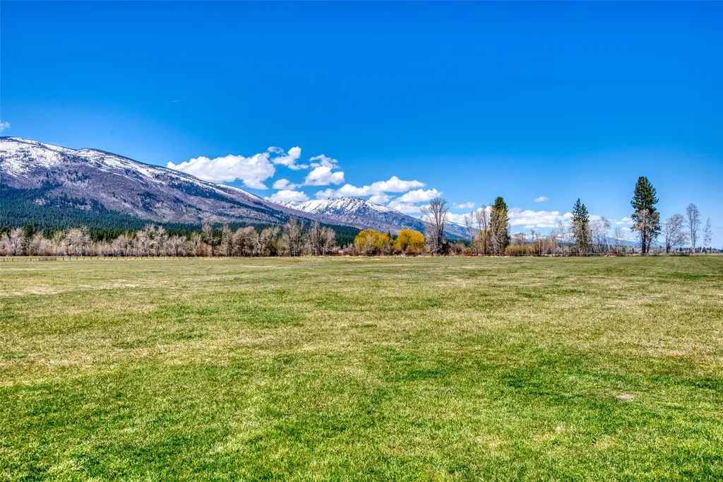 229 Camas Creek Loop Hamilton MT 59840