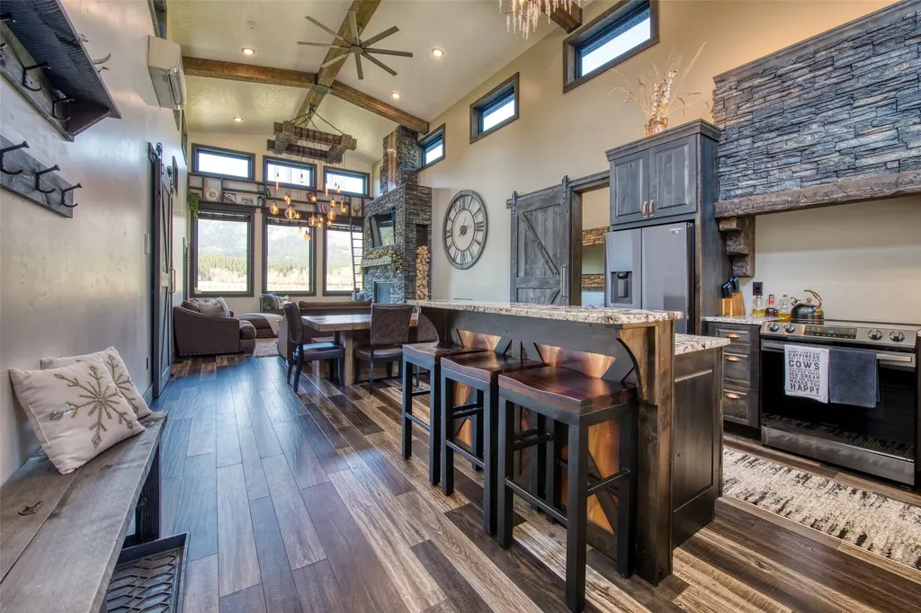 229 Camas Creek Loop Hamilton MT 59840