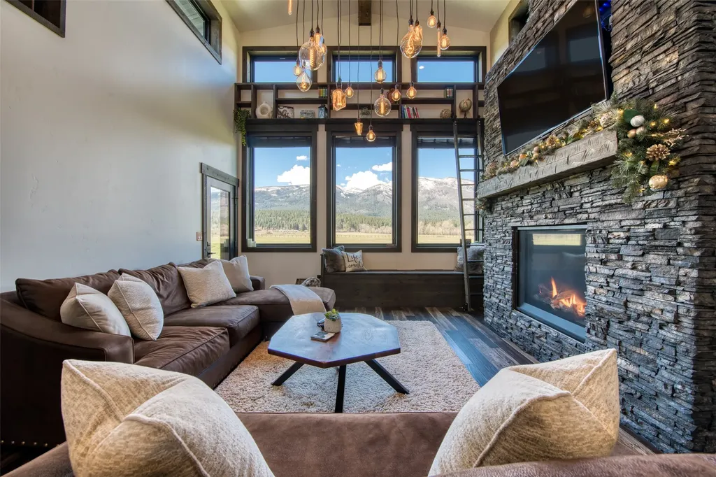 229 Camas Creek Loop Hamilton MT 59840