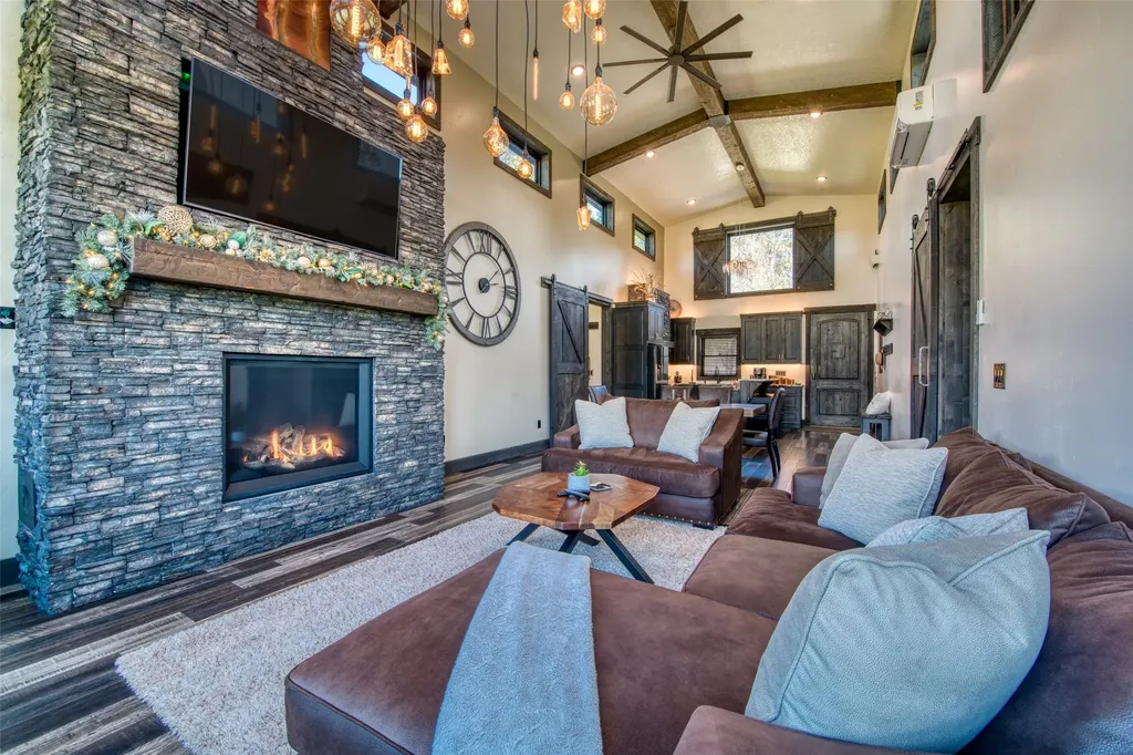 229 Camas Creek Loop Hamilton MT 59840