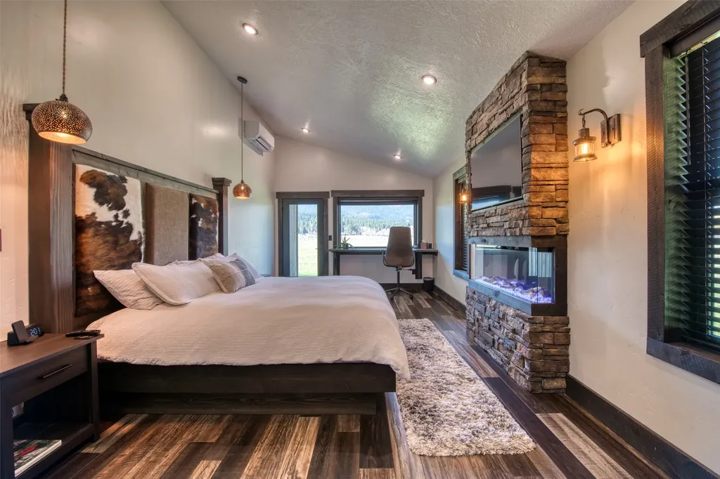 229 Camas Creek Loop Hamilton MT 59840