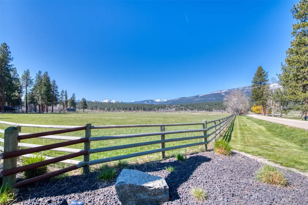 229 Camas Creek Loop Hamilton MT 59840