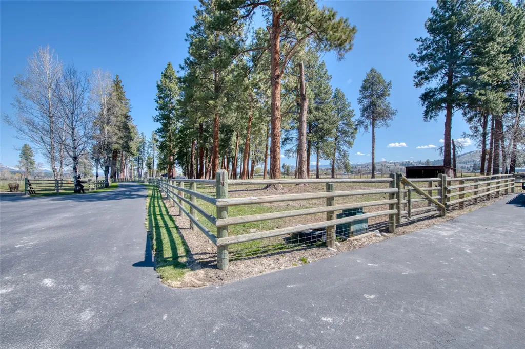 229 Camas Creek Loop Hamilton MT 59840