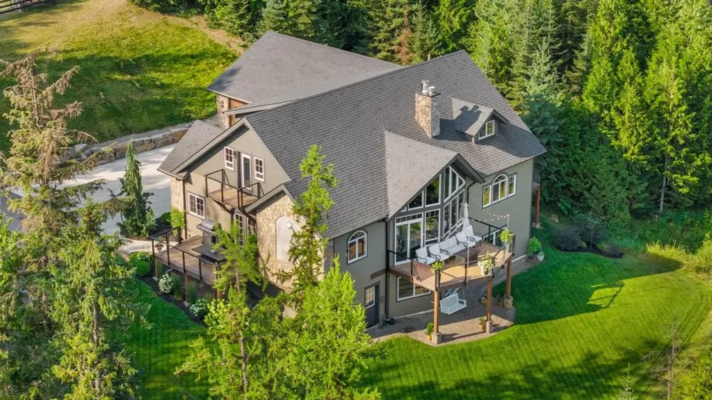 15 Sandi Lane Heron MT 59844