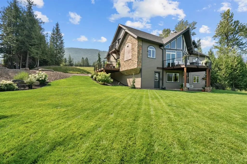 15 Sandi Lane Heron MT 59844