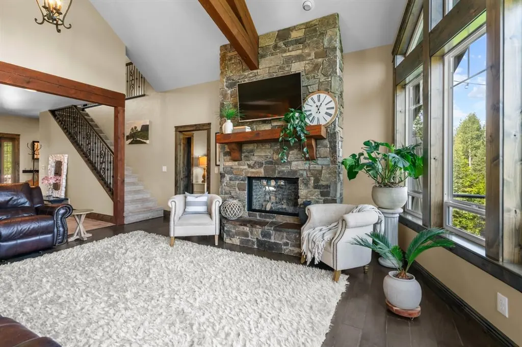 15 Sandi Lane Heron MT 59844