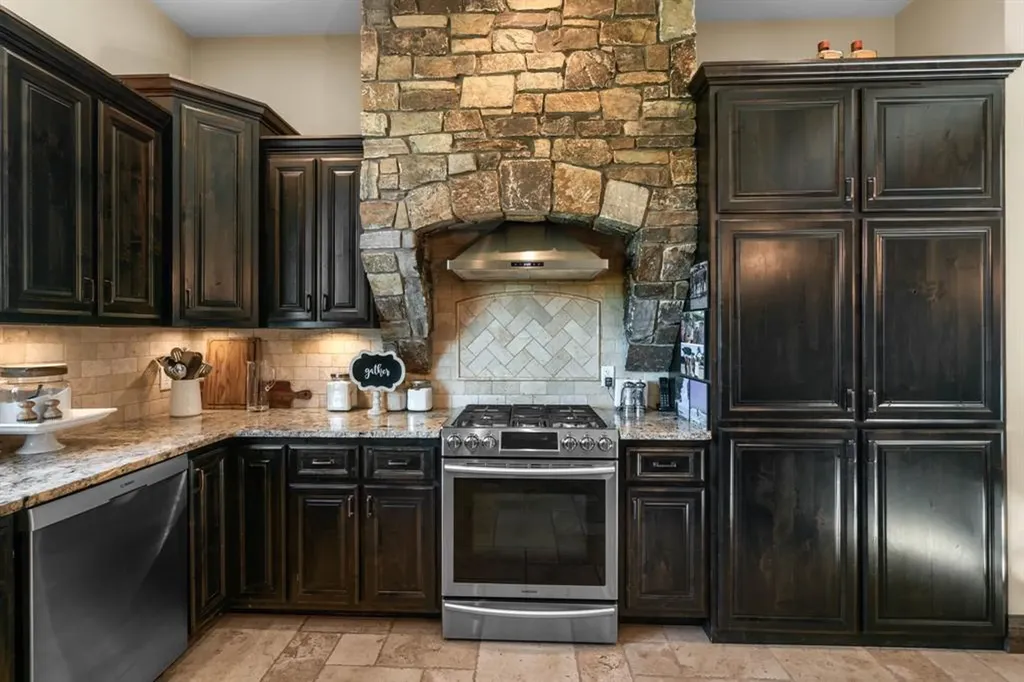 15 Sandi Lane Heron MT 59844