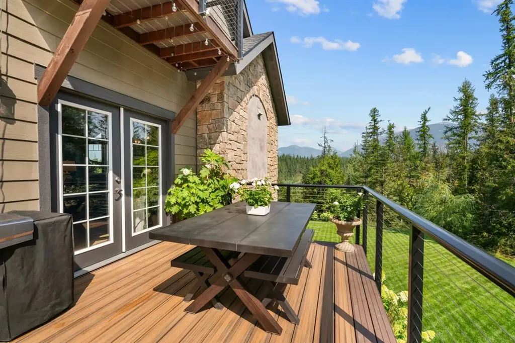 15 Sandi Lane Heron MT 59844
