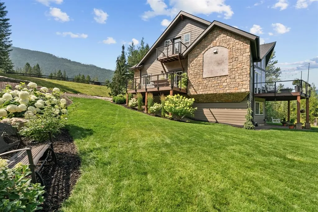 15 Sandi Lane Heron MT 59844
