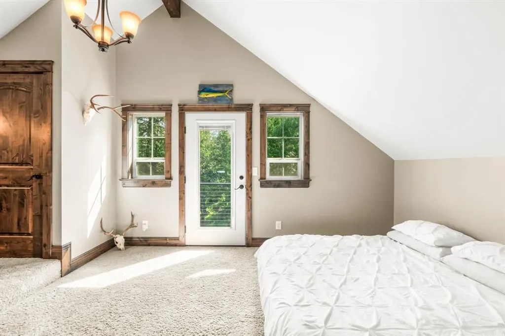 15 Sandi Lane Heron MT 59844