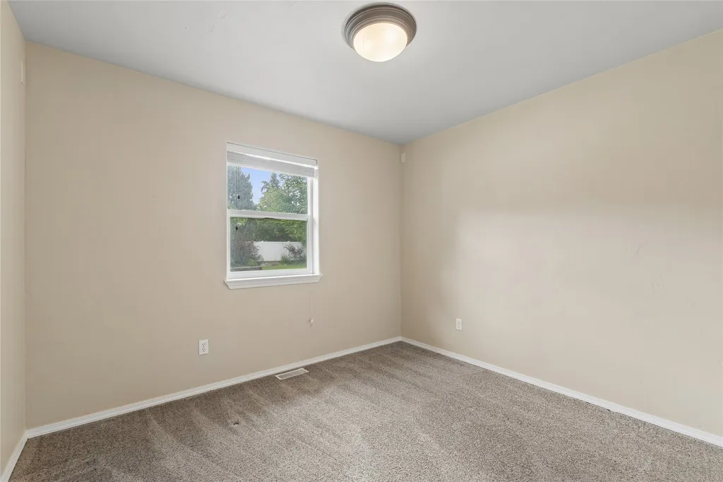 77 Glacier Circle Kalispell MT 59901