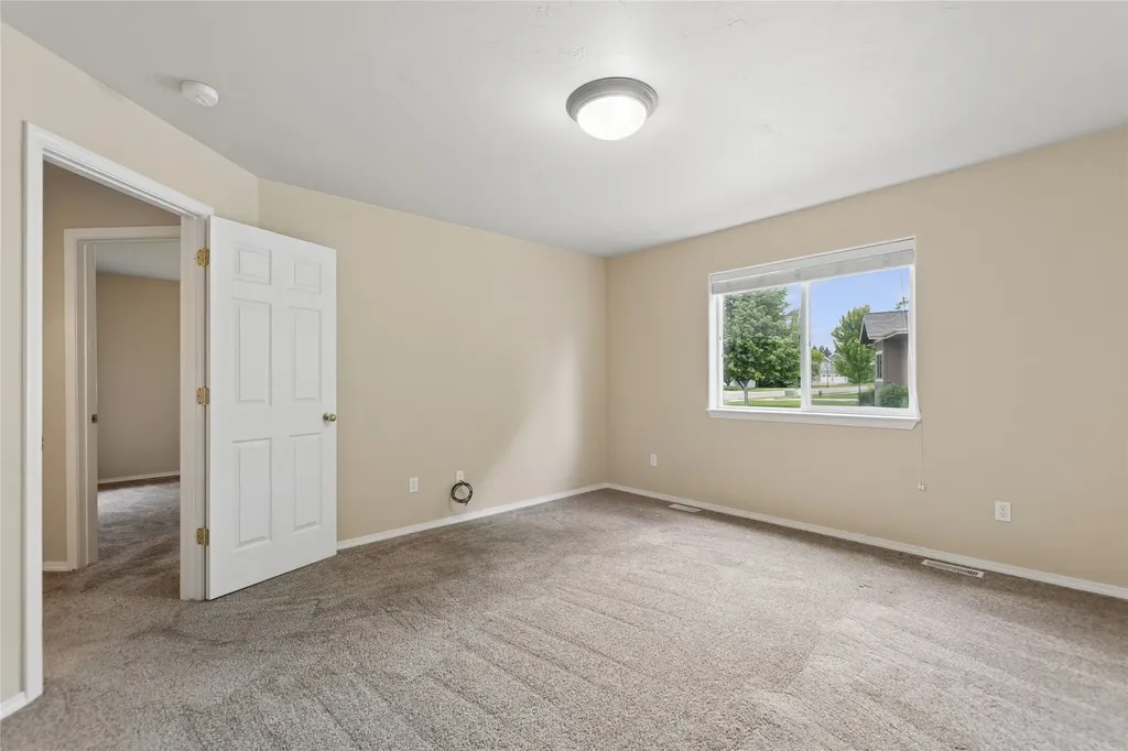 77 Glacier Circle Kalispell MT 59901