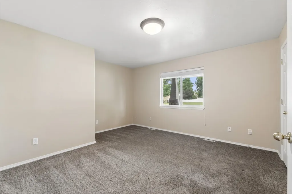 77 Glacier Circle Kalispell MT 59901