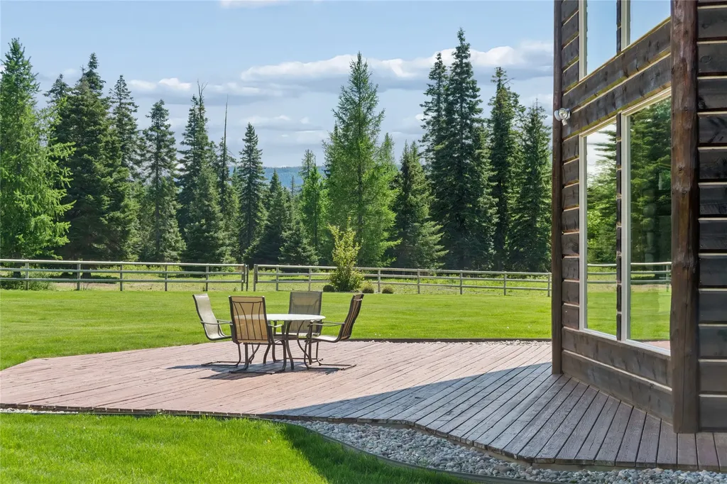 28321 Cougar Trail Bigfork MT 59911