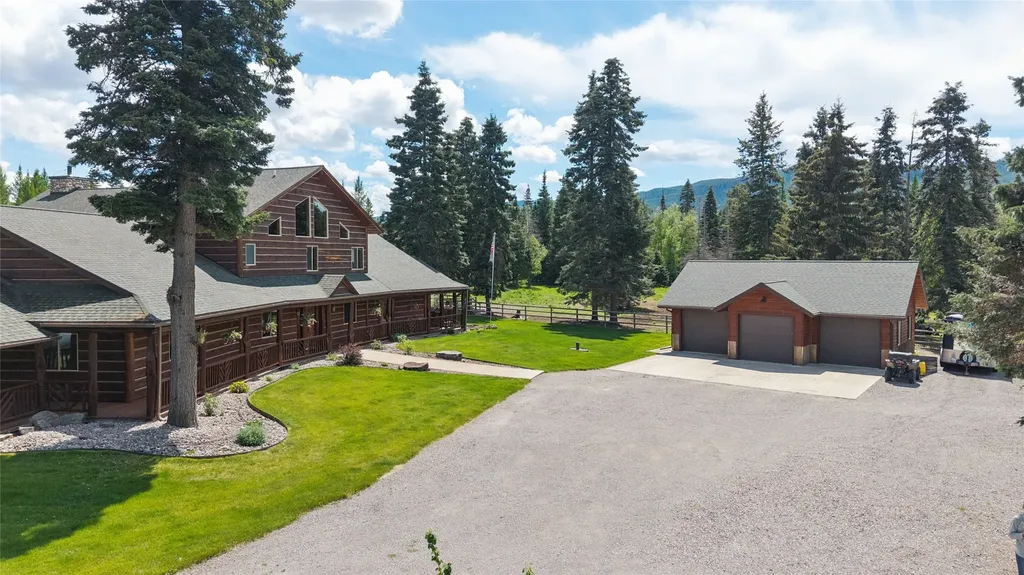 28321 Cougar Trail Bigfork MT 59911