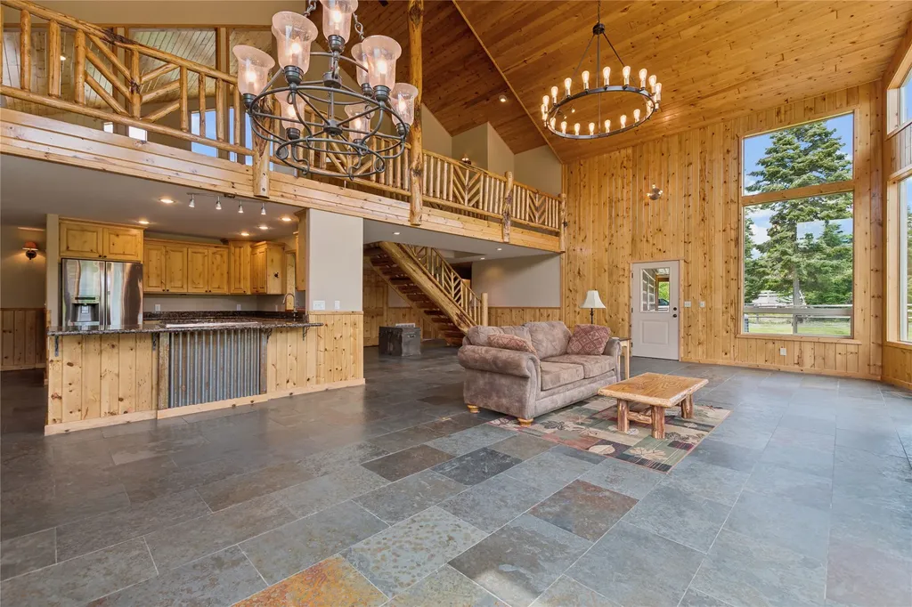 28321 Cougar Trail Bigfork MT 59911